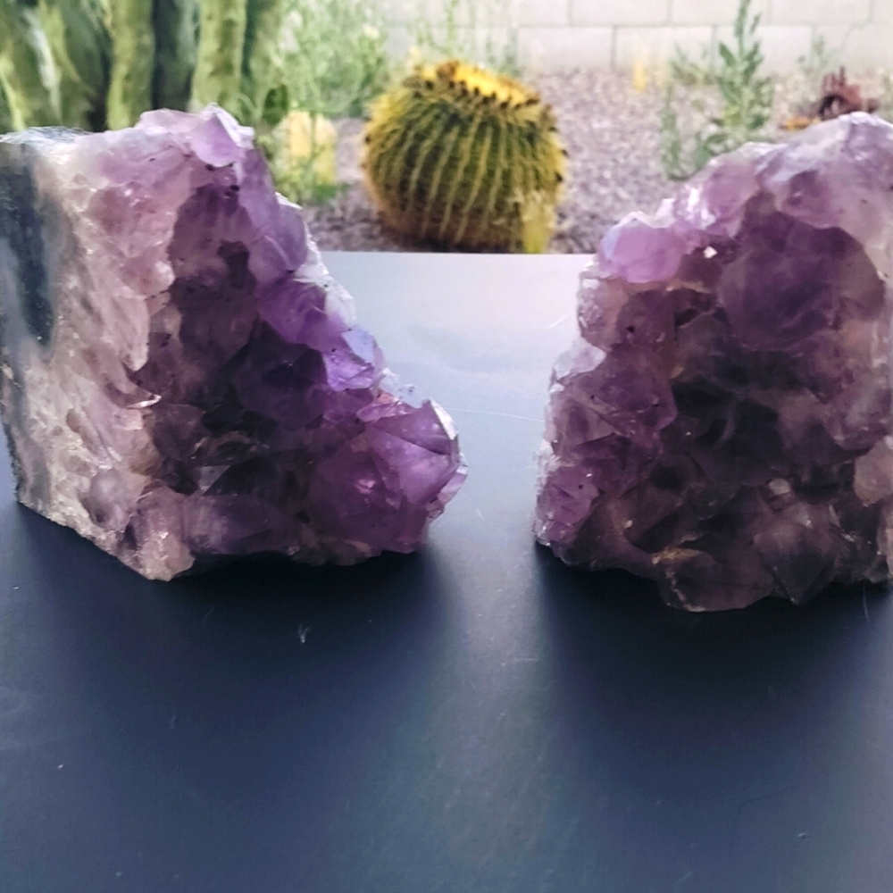 Amethest bookends